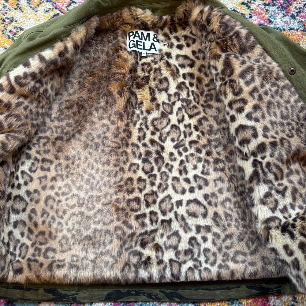 Pam & Gela Slouchy Army Jacket With Removable Faux Fur Lining Size Small - Picture 6 of 9